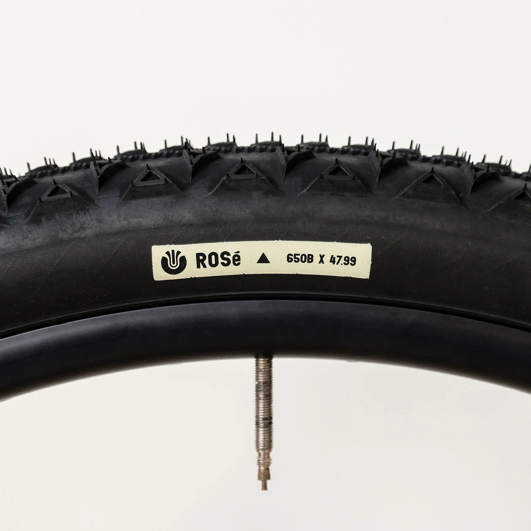 Ultradynamico Rose JFF tire