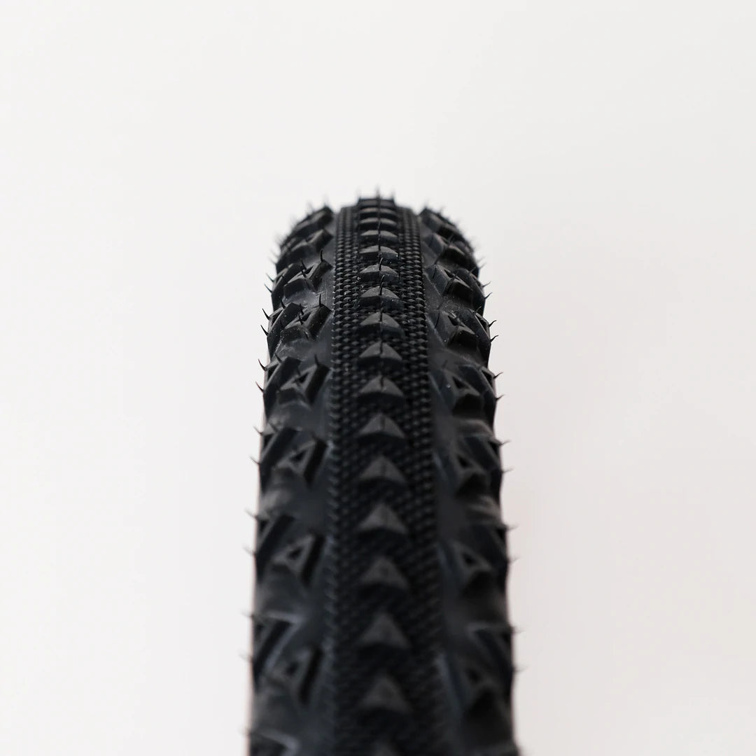 Ultradynamico Rose JFF tire