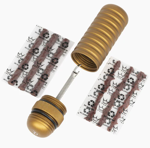 Peaty's Holeshot Tubeless Puncture Plugger orodje