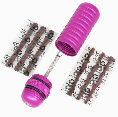 Peaty's Holeshot Tubeless Puncture Plugger orodje