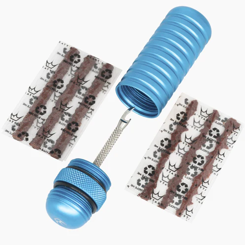 Peaty's Holeshot Tubeless Puncture Plugger Kit 